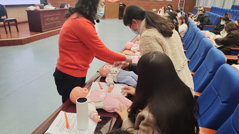 冬天产后母婴护理注意事项：如何呵护娇嫩肌肤